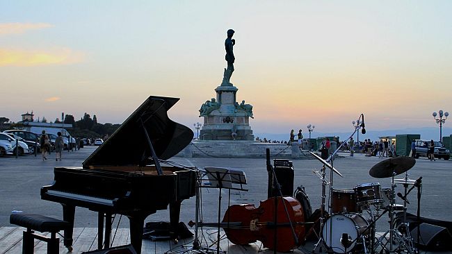 Settimana e notti di ferragosto da tutto esaurito in Toscana