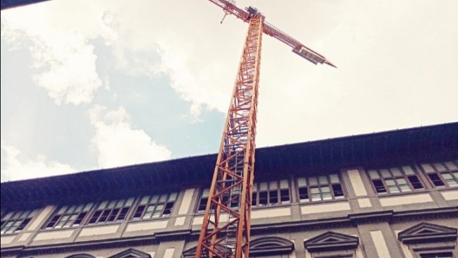 ​Entro 50 giorni la maxi gru degli Uffizi sarà rimossa 