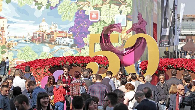 Rossi al Vinitaly: “L'obiettivo del vino toscano è conquistare la Cina”