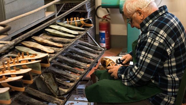 Artigianato artistico, 3 imprese su 10 a rischio chiusura in Toscana