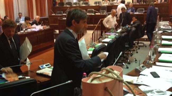 Elezioni regionali: Enrico Rossi annuncia in Consiglio la decisione di ricandidarsi