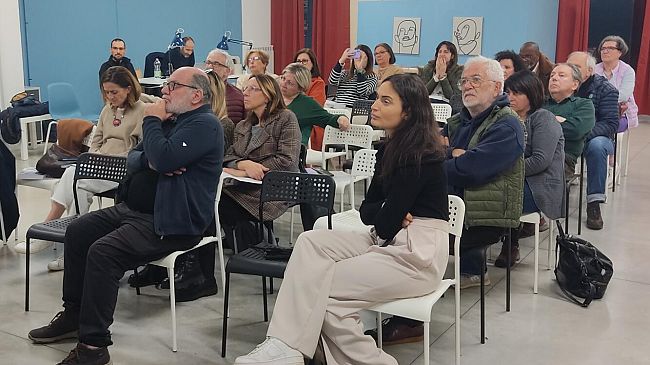 Immigrazione: popolazione straniera stabile in Toscana