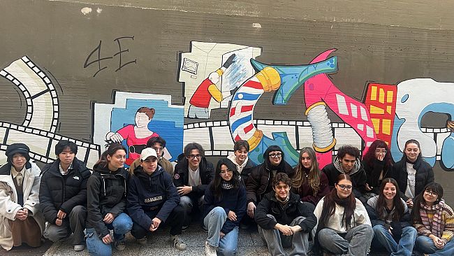 Murales su artigianato, lavoro manuale e identità pratese