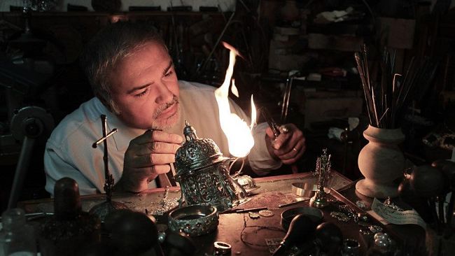 Film 'Conclave', 8 nomination: ci sono 500 gioielli Penko