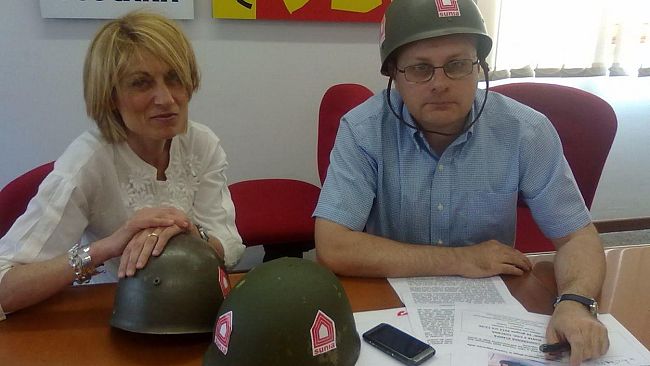 La Guerra degli sfratti, abbandonati in strada senza alternativa