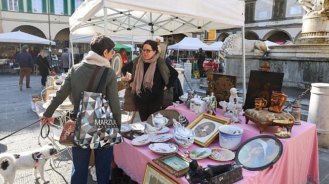 Antiquari in Centro sabato 8 marzo dalle 8.30 alle 19.30