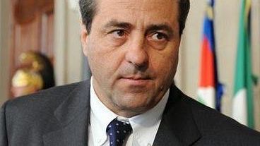 Il 13 aprile Antonio Di Pietro in Piazza d'Armi per Claudia Bienaimé