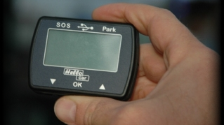 Hello Car: pagamento sosta con GPS/GSM e informazioni in mobilità