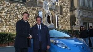 Nissan regala al Comune una Leaf 100 per cento elettrica
