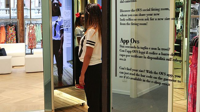 Siamo tutti fashion blogger con la Magic Fitting Room