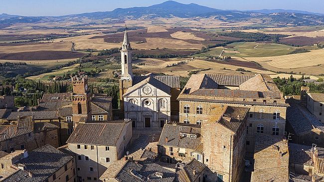 Pienza, visite guidate a Palazzo Piccolomini e Palazzo Borgia