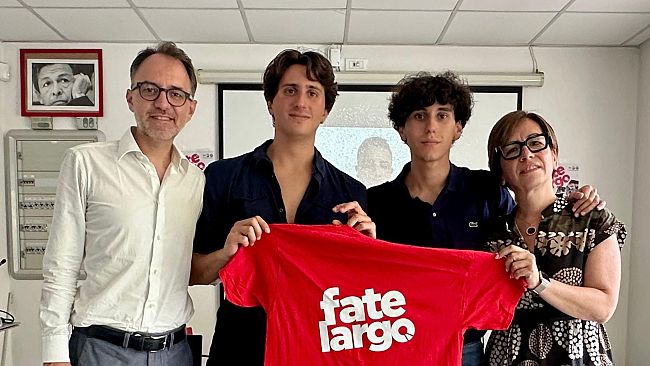 Addio alle vecchie feste di partito