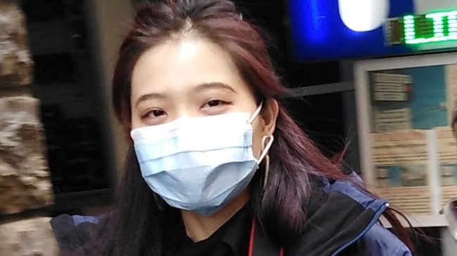 Coronavirus: tornano centinaia di cinesi, molti non avranno più dove dormire