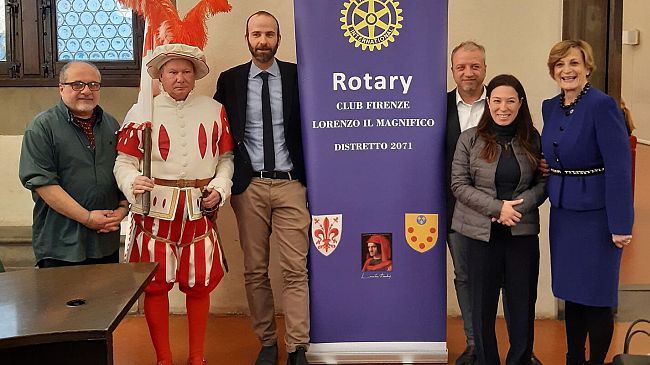 Corteo Fiorentino, nuovo personaggio: il Bandieraio del Popolo