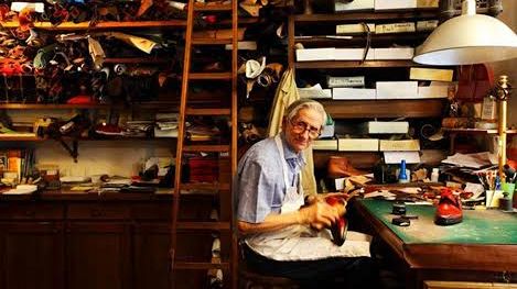 Morto a Firenze Calogero Mannina, il genio delle scarpe
