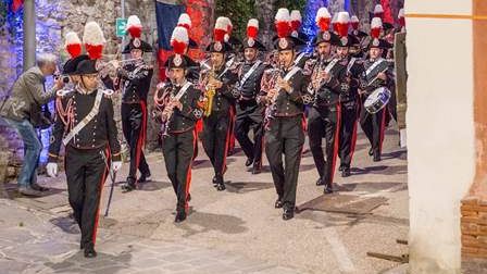La Fanfara dei Carabinieri stasera in piazza Santo Spirito