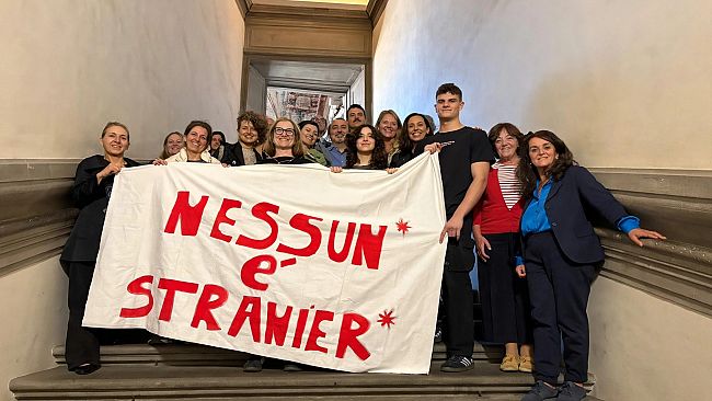 Scuola, polemica sullo striscione in Palazzo Vecchio