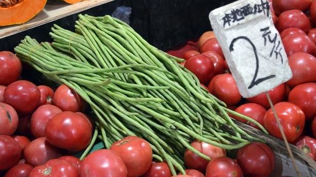 Pomodoro: etichette trasparenti pelati, polpe, sughi e concentrati