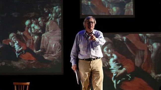 Vittorio Sgarbi in Versiliana con il suo show