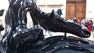 Ancora un solstizio per Dark Horse