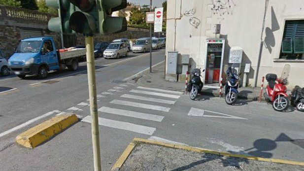 Due Strade: da oltre 3 mesi sgorga acqua dall’asfalto