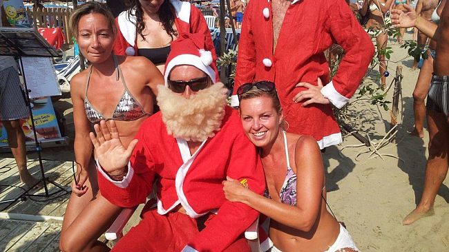 Alla BeachFree del Lido è sbarcato Babbo Natale