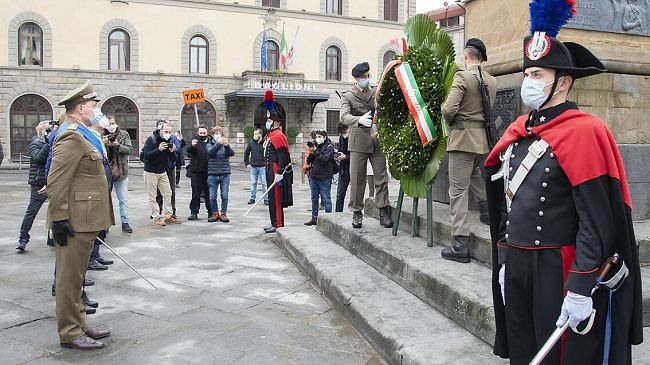 Un 4 novembre sobrio ma significativo: le Forze Armate in piazza dell'Unità Italiana