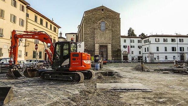 Festa a Firenze per la nuova piazza del Carmine