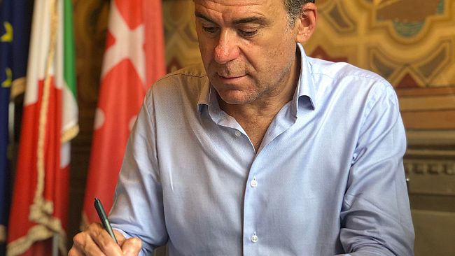 Il Sindaco di Pisa firma una nuova ordinanza anti-alcool