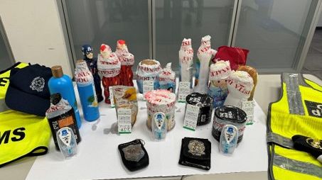 All'aeroporto con oltre 10 kg di cocaina liquida