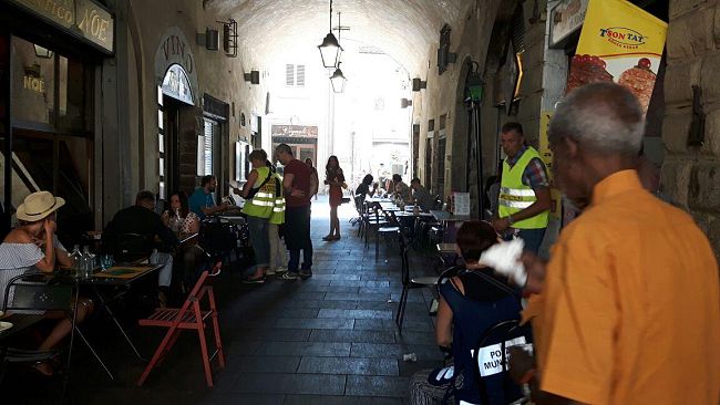 Dehors irregolari e tavolini non autorizzati, multe a Firenze