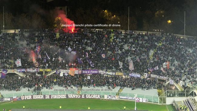 Lo spettacolo dello stadio Franchi ripreso dal drone 