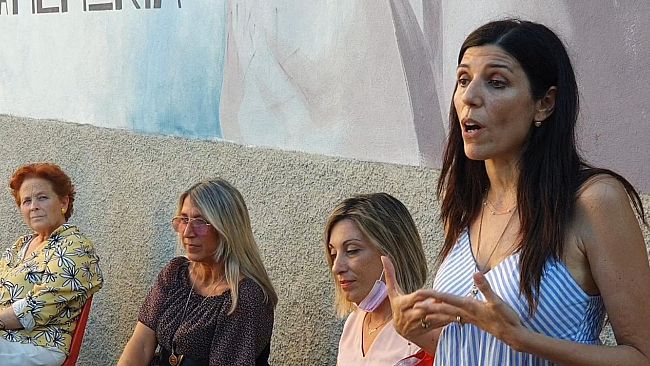 Regionali, perché le donne si mobilitano a sostegno di Monia Monni