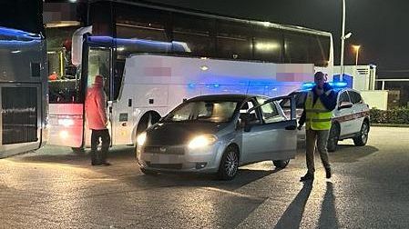 Bus internazionali fermati dalla Polizia municipale
