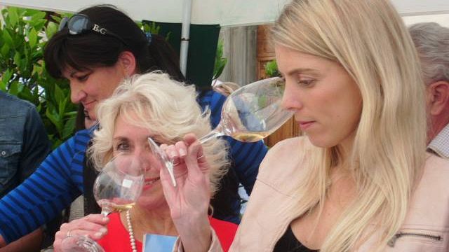 Per ogni vino c'è un calice adatto, ma si beve un po' a caso