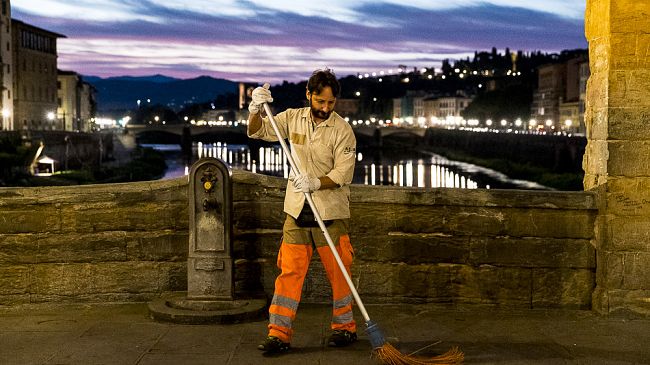 Capodanno, il super lavoro degli operatori Alia