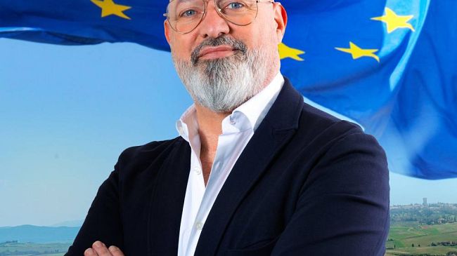 Stefano Bonaccini al Caffè de La Versiliana