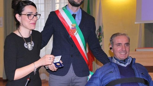 Prato: targa al merito al maresciallo Giangrande