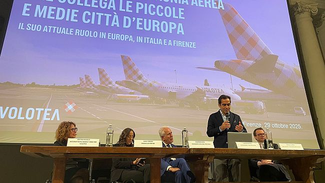 Aeroporti: Volotea raddoppia a Firenze