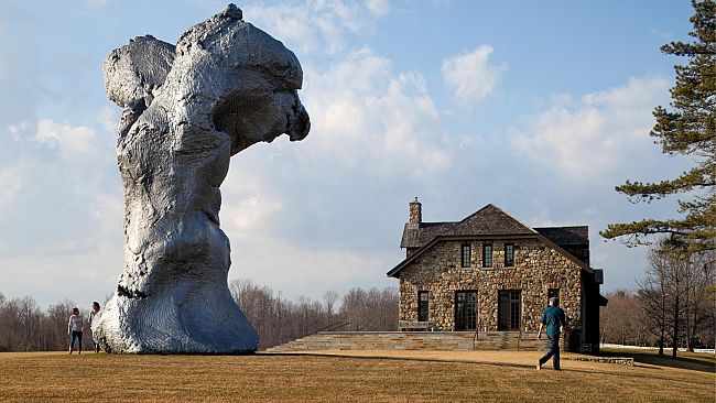 In Florence 2017: l’artista svizzero Urs Fischer protagonista assoluto della seconda edizione