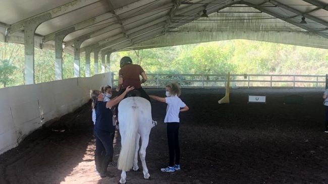 Terapia assistita con il cavallo a Villa Il Sorriso