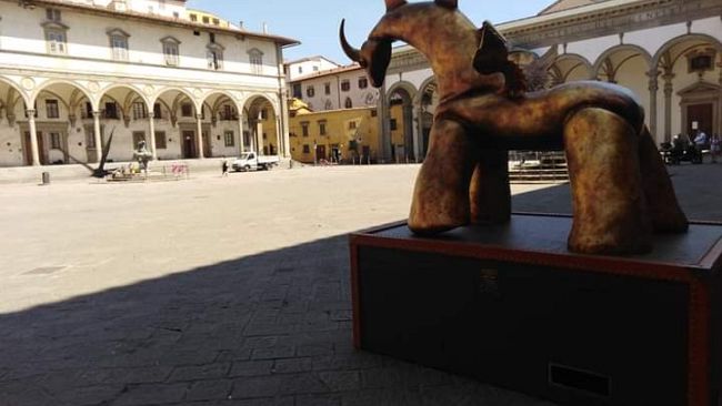 Un dinosauro amico dei bambini