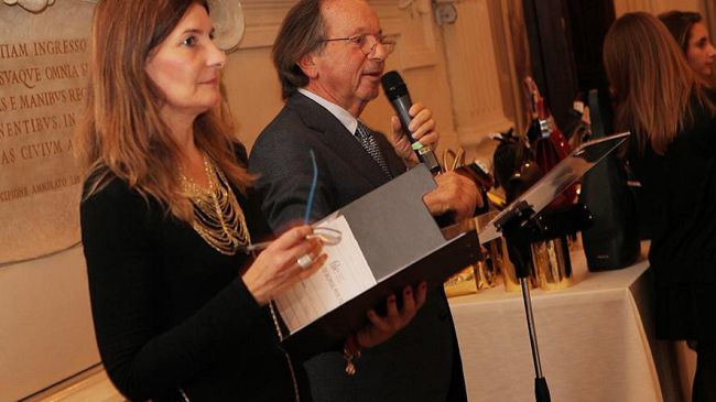 Serata di solidarietà con le borse