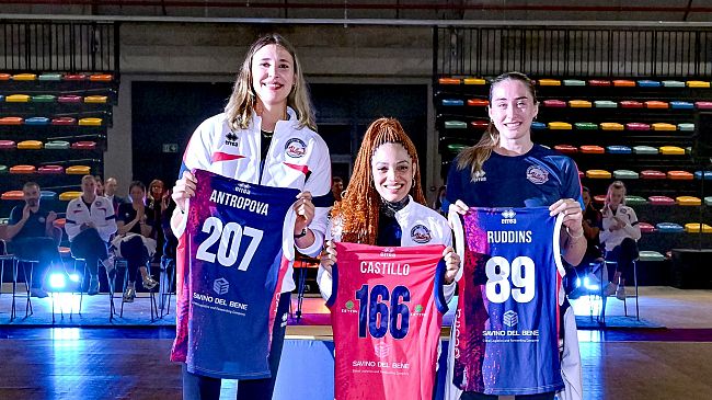 savino-del-bene-volley-il-saluto-di-kate-antropova