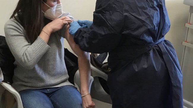 Caos vaccini, Lega Firenze chiede le dimissioni di Bezzini