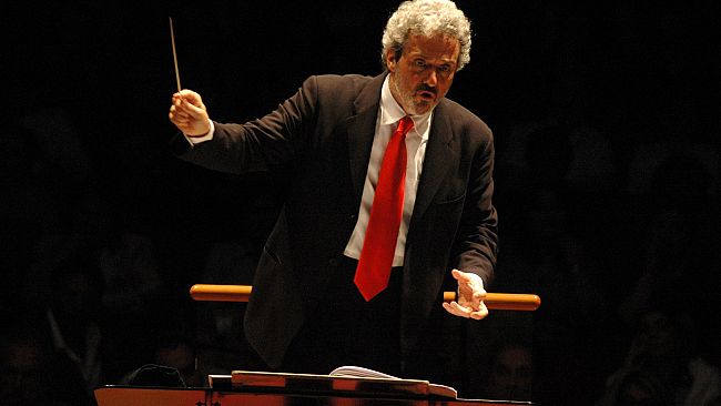 Nicola Piovani sul podio dell’Orchestra  del Maggio Musicale Fiorentino
