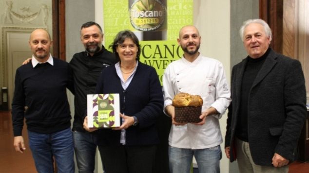 Panettone all'olio di oliva toscano per festeggiare i 25 anni dell'Igp