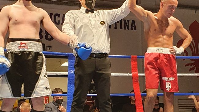 Yassin vince per KO alla 2° ripresa