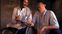 Oggi, nel salone de' Dugento di Palazzo Vecchio la giornata sui Diritti Umani<BR>Tra gli ospiti, la famiglia di Enzo Baldoni, ucciso in Iraq il 26 agosto: <I>Nessuno ha mosso un dito</I>