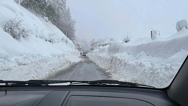 Nevicate storiche sulle montagne toscane, Giani chiede l'emergenza nazionale
